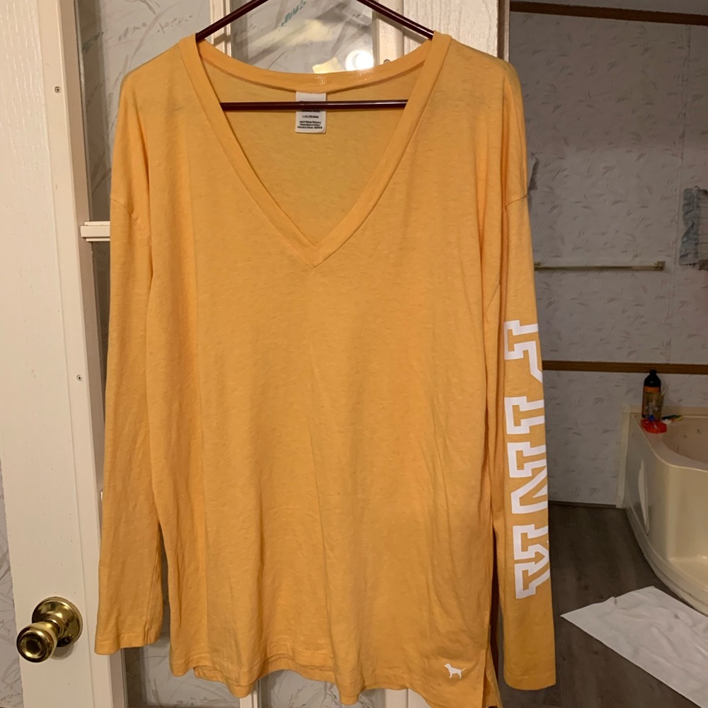 PINK Long sleeve Tee